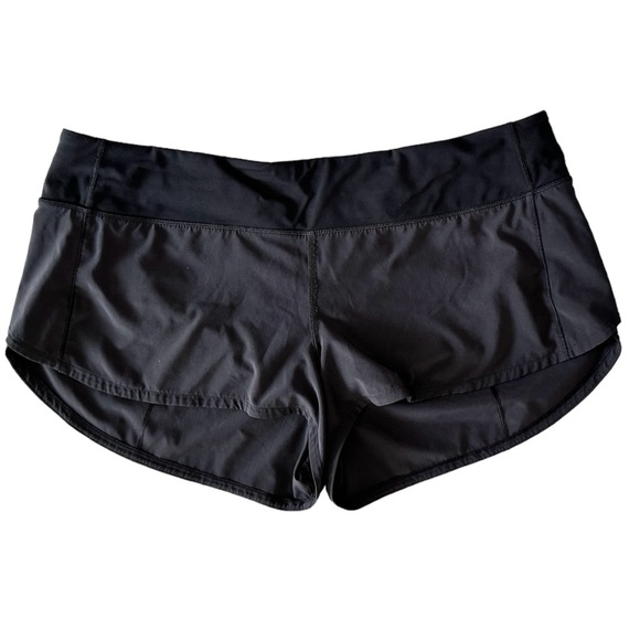 Speed Up Low-Rise Lined Short 2.5”.
Color: Black
Size: 12 - Picture 1 of 5